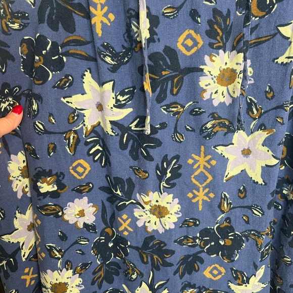 Sonoma Sleeveless Scoop Neck Sundress with pockets floral blue yellow and tan - Picture 12 of 12